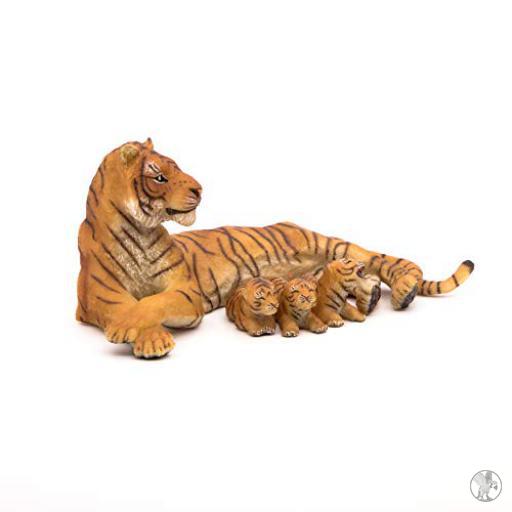 Papo Tigresa con crías amamantando (Vida silvestre)